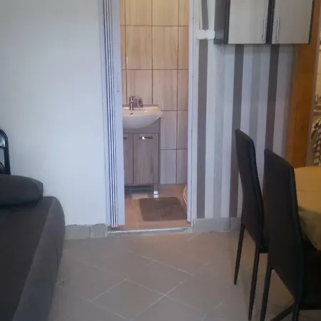 Διαμέρισμα Setany Apartman *